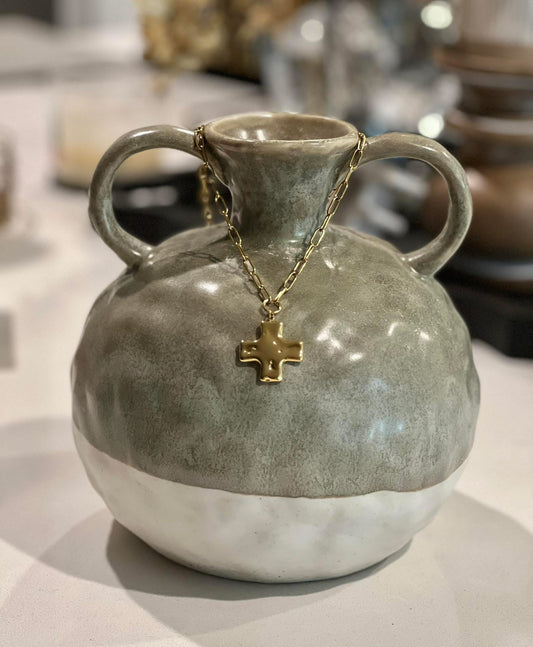 Gorgeous High End 18k Non-tarnish Cross Chain Necklace