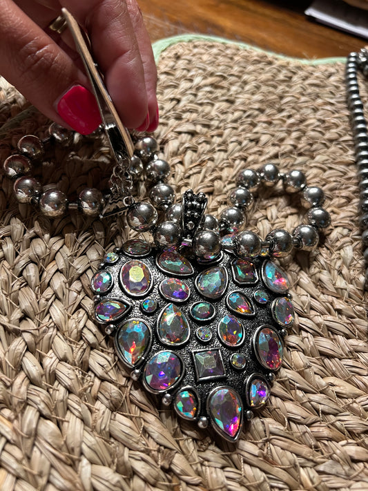 The Stunning Heart necklace