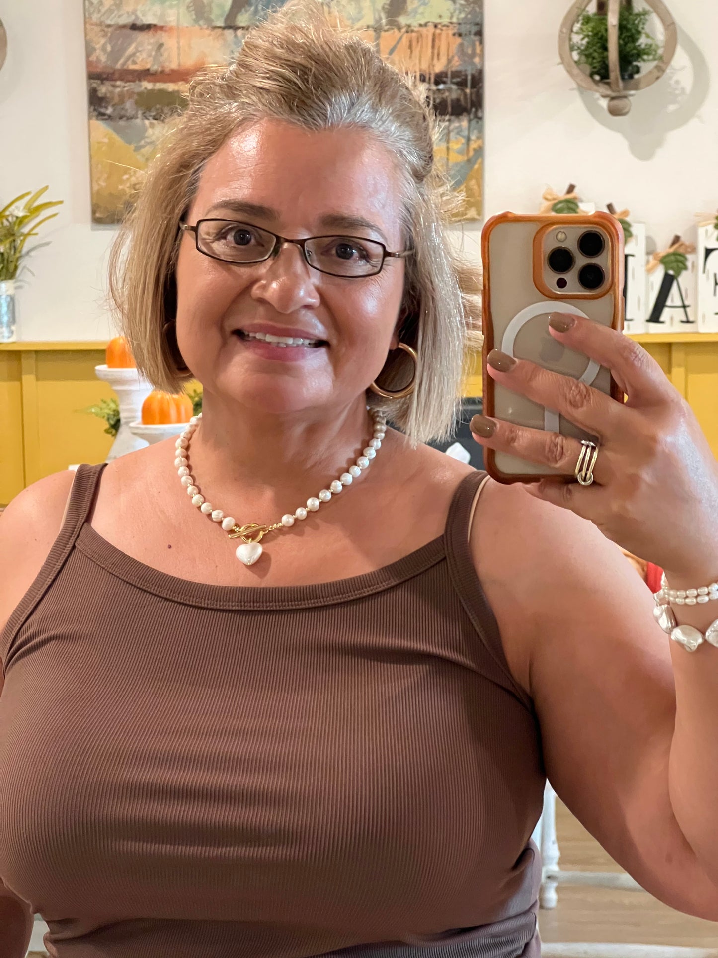 A Fabulous 18k Gold Plated Classic Pearl Heart Necklace