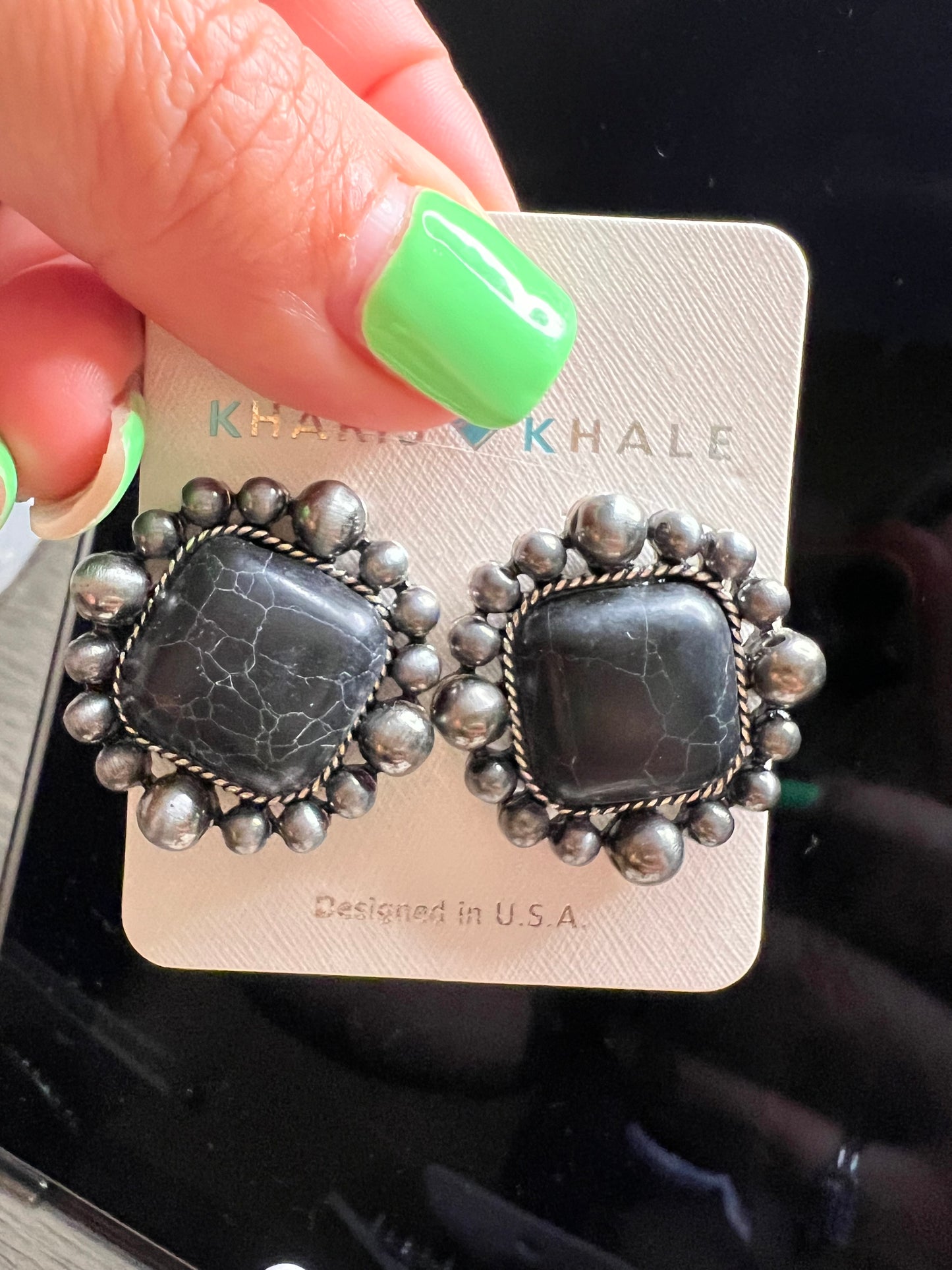 Classy Stud earring