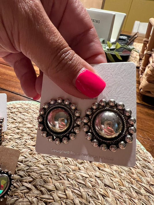Round Silver earrings