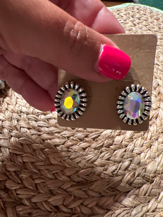 Oval Aerodecent stud earrings