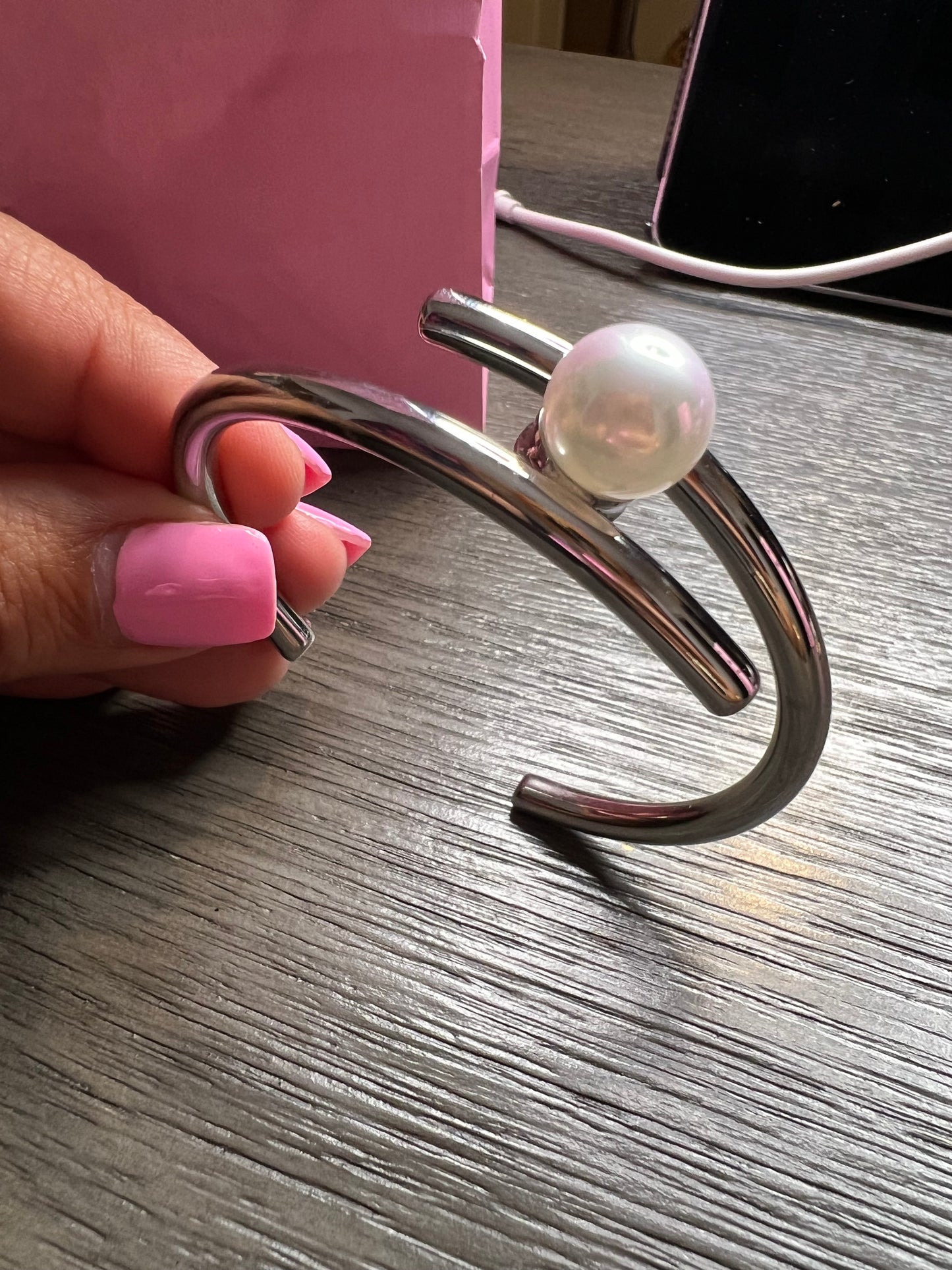 Solid silver bracelet w/pearl