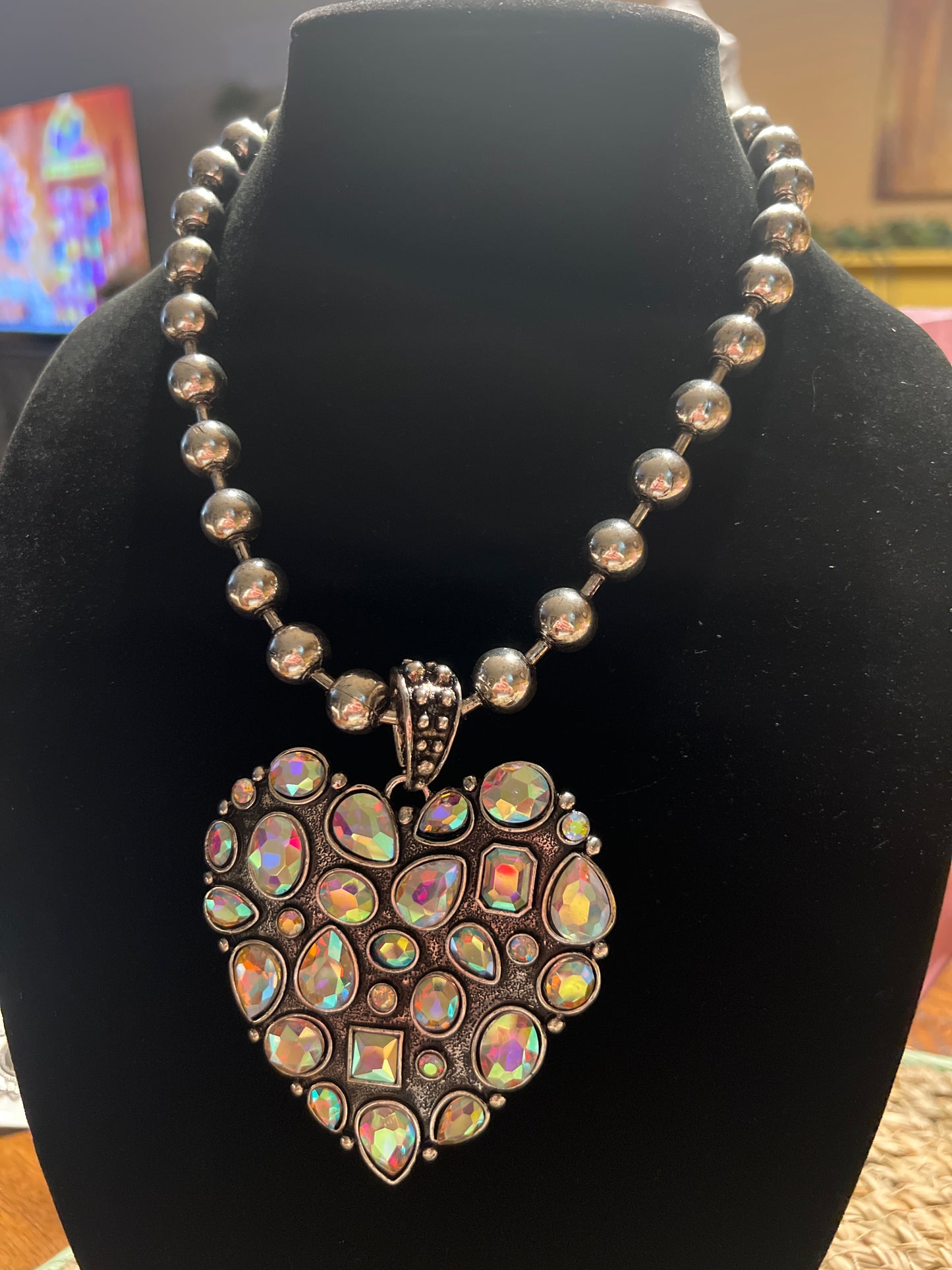 The Stunning Heart necklace