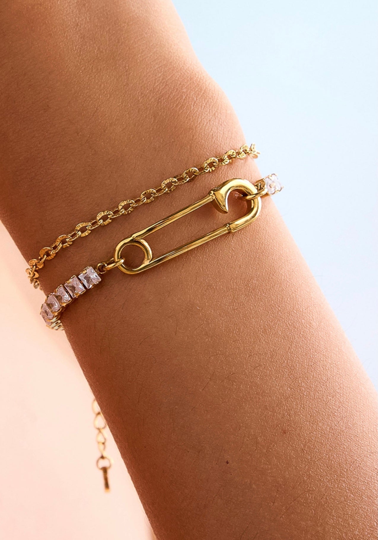 The Ashly Glam Rhinestone Clip Bracelet