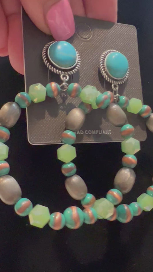 GORGEOUS Beaded earrings