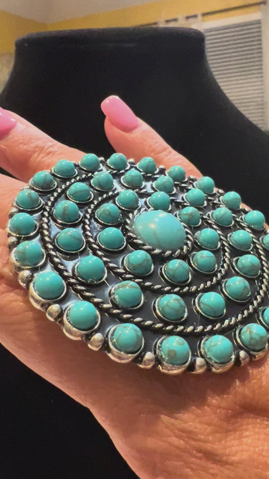 STUNNING TURQUOISE RING W/ADJUSTABLE BACK